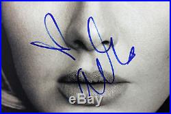 Adele Signed 25 Album Cover With Vinyl Autographed PSA/DNA #AA01981