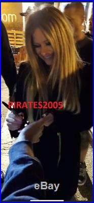 Avril Lavigne Signed Head Above Water Vinyl Album Autographed Proof Jsa Coa