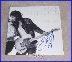 BRUCE SPRINGSTEEN SIGNED'BORN TO RUN' RECORD ALBUM VINYL WithCOA IN THE USA BOOK