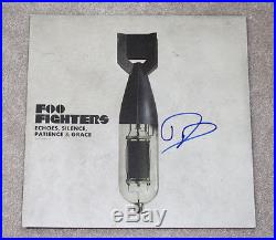 DAVID GROHL FOO FIGHTERS SIGNED AUTHENTIC VINYL RECORD ALBUM LP withCOA DAVE PROO