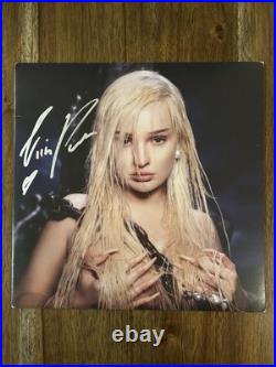 Kim Petras'Feed The Beast' Signed Vinyl Album Beckett Certified