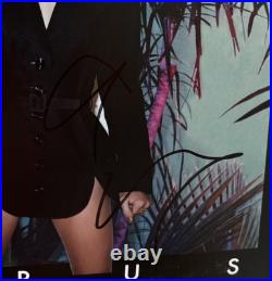 Miley Cyrus Signed Vinyl Album Bangerz With Proof