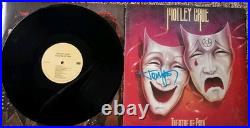 Motley Crue Theater Of Pain Vinyl LP Record Album Signed By Tommy Lee JSA