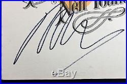 Neil Young Signed'Harvest' Album Cover With Vinyl Autographed PSA/DNA #AB81549