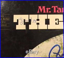 Roger McGuinn Signed The Byrds Mr. Tambourine Man Album Vinyl LP JSA # T76483