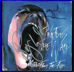 Roger Waters & David Gilmour Signed 45 RPM Album Cover With Vinyl Single BAS
