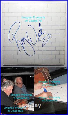 Roger Waters Signed Pink Floyd The Wall Vintage Vinyl Album EXACT Proof JSA COA