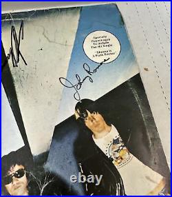 SIGNED Ramones Leave Home Vinyl LP Album 1977 Sire Records SR 6031 NP