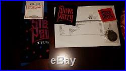 Steve Perry Signed Traces Blue Ocean Vinyl Album Keychain Socks Patch Sold Out