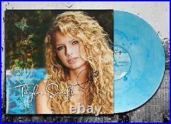 Taylor Swift Signed TAYLOR SWIFT Autographed Turquoise Vinyl Album LP LE
